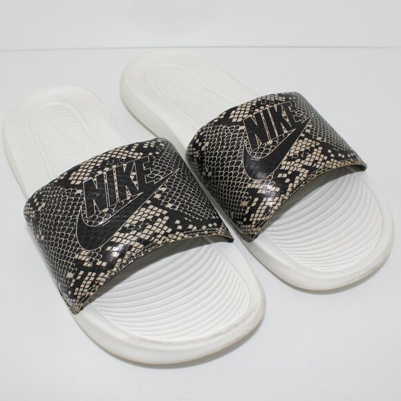 NIKE Womens Sz 8 Victori One Slide Sandals Snake Print White CN9676-007 Slip On - Picture 1 of 12